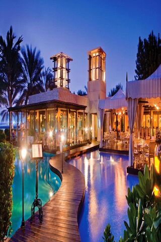 Evening Elegance at Dubai Resort 🌅✨