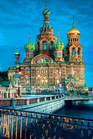 The Splendor of St. Pet..