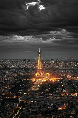 Paris Under a Dramatic ..