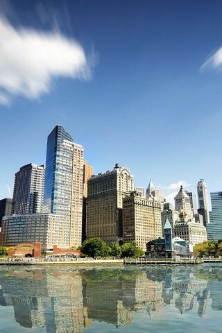 Urban Reflections: A Ci..