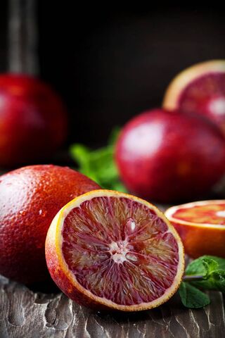 Juicy Delights: The Allure of Red Oranges 🍊✨