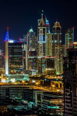 Night Lights: A Glimpse of Urban Splendor 🌆✨