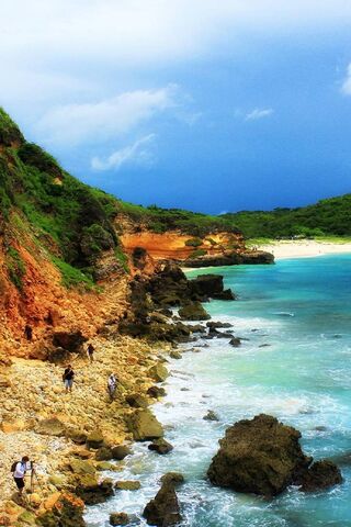 Tanjung Bloam: Nature's Coastal Masterpiece 🌊🌿