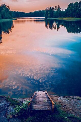 Serenity at the Water's Edge 🌅