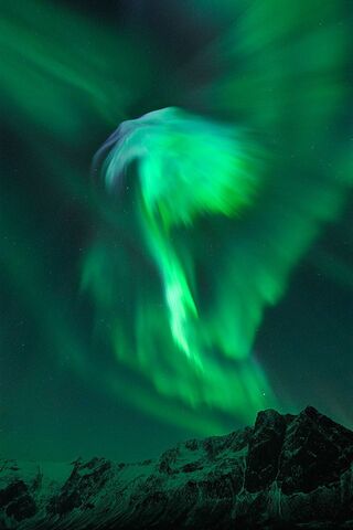Dancing Lights of Auror..