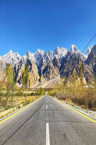 Majestic Journey Through Passo Cones, Pakistan 🌄🚗