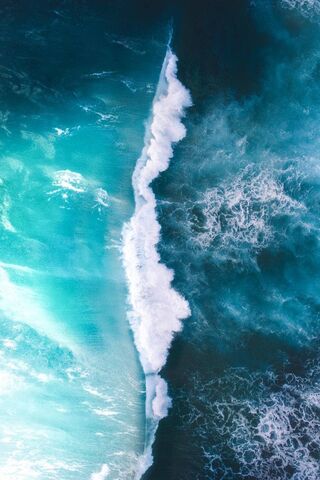 Whispers of the Ocean: A Sea Breeze Escape 🌊✨