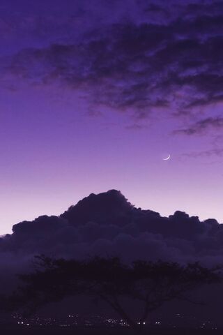 Twilight Serenity: The Mountain's Embrace 🌄🌙