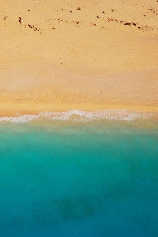 Serenity by the Shore 🌊🏖️