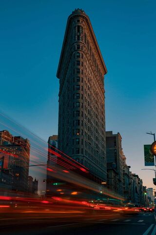 Urban Rush: The Iconic Flatiron