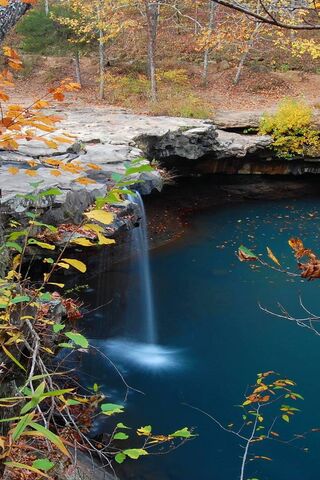 Tranquil Cascade: Nature's Serenity 🌊🍂