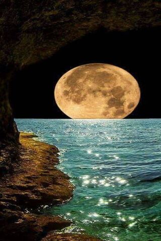 Sea and Full Moon