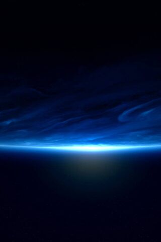 Cosmic Horizons: A Glim..