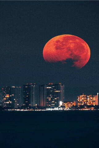 Red Moon