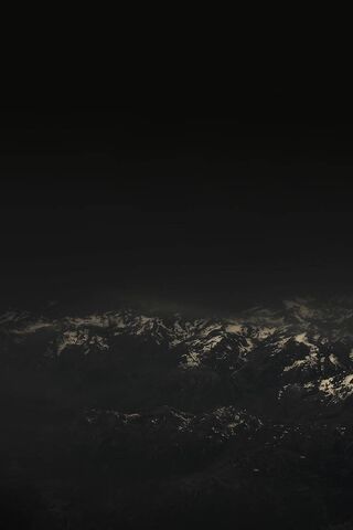 Karanlık dağ