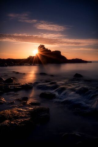 Golden Horizon: Nature's Evening Canvas 🌅✨