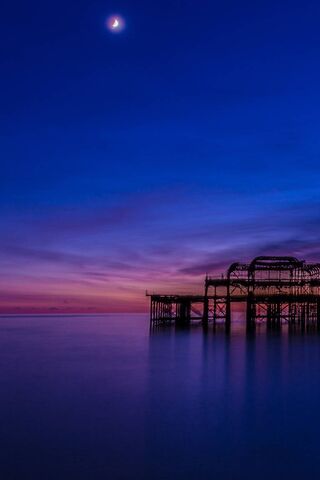 Twilight Serenity: A Pier's Embrace