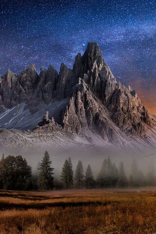 Celestial Peaks: A Night Under the Stars 🌌🏔️