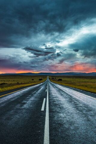 Journey Through the Hor..