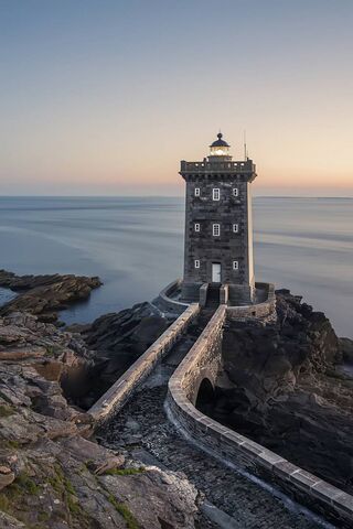 Guiding Light: The Timeless Beauty of the Lighthouse