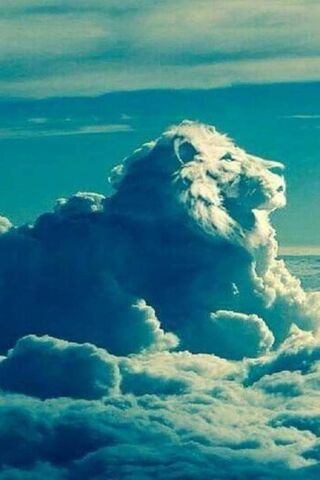 Majestic Roar of the Skies 🌥️🦁
