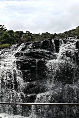 Bakas Falls