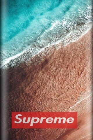 Curved Serenity: Waves of Style 🌊✨