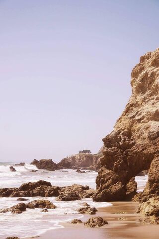 Serene Shores of Malibu 🌊🏖️