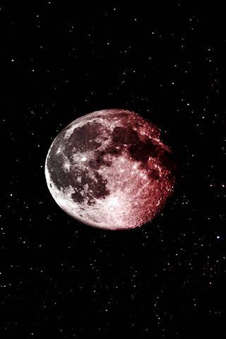 Crimson Dreams: The Enigmatic Red Moon