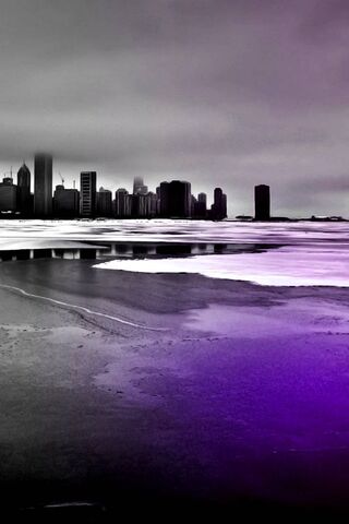 Chill Vibes: A Glimpse into the Frozen City ❄️🏙️