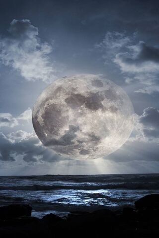 चंद्रमा और सागर