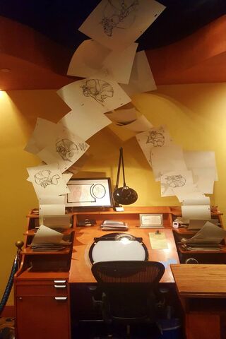 Creative Haven: The Dlr Drawing Desk 🎨✨