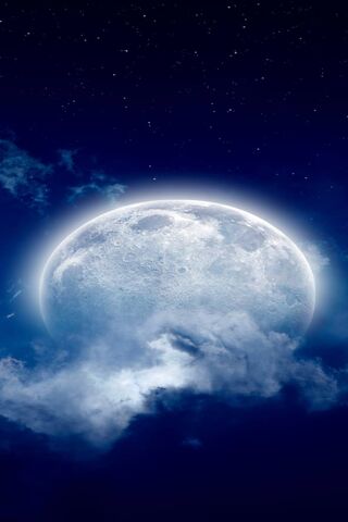 Luminous Night: The Enchanting Moon 🌕✨