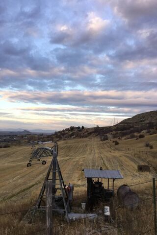 Serenity in Richmond: A Glimpse of Rural Utah 🌾🌄