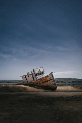 Whispers of the Abandoned Shipwreck 🌌⚓