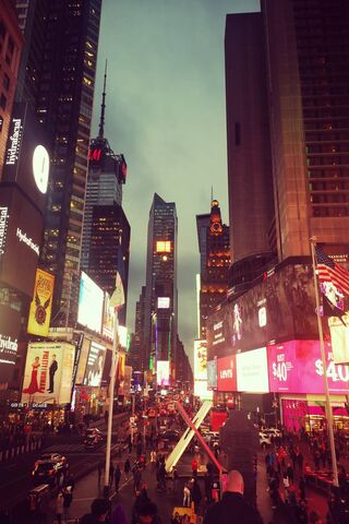 The Heartbeat of New York: Times Square at Dusk 🌆✨