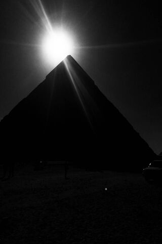 Mysteries of the Sunlit Pyramid 🌞🏺