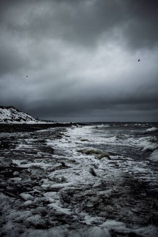 Chilling Waves of Winter's Embrace ❄️🌊