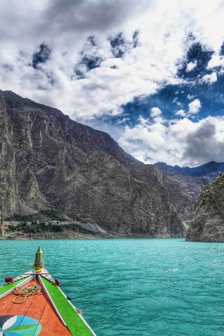 Serenity at Attabad Lake 🌊🏞️