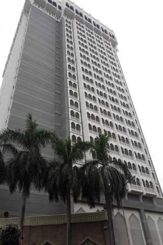 The Iconic Mumbai Taj: A Glimpse of Luxury 🏨✨