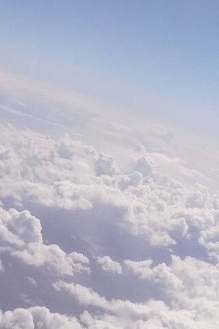 Dreamy Cloudscape: A Fluffy Escape ☁️✨