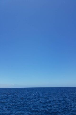 Endless Blue Serenity 🌊☀️