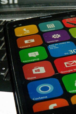 Tech Vibes: A Glimpse into Windows Mobile