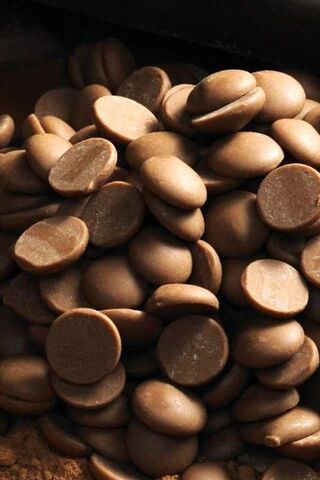 Delicious Chocolate Drops 🍫✨