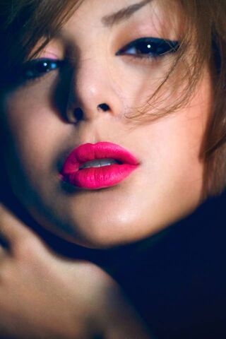 Bold Beauty: The Power of Pink 💄✨