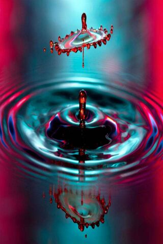 Vibrant Ripples of Imagination 🌈💧