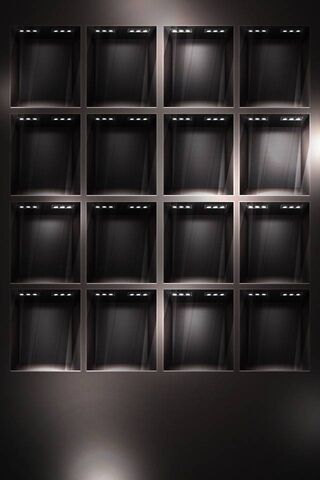 Framed Illusions: A Play of Light and Shadow