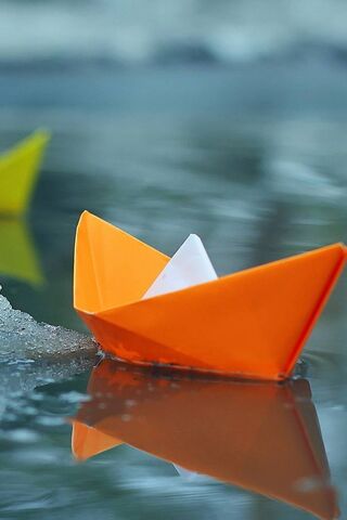 Sailing Dreams: The Paper Boat Adventure 🌊🚤