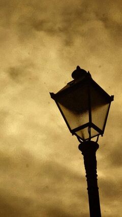 Lamp Post Wallpaper - Download to your mobile from PHONEKY