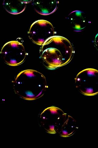 Dancing Colors: The Magic of Soap Bubbles 🌈✨
